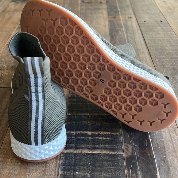 TEDDY Khaki Knit in Green Size 8 by J/Slides - Picture 4 of 6